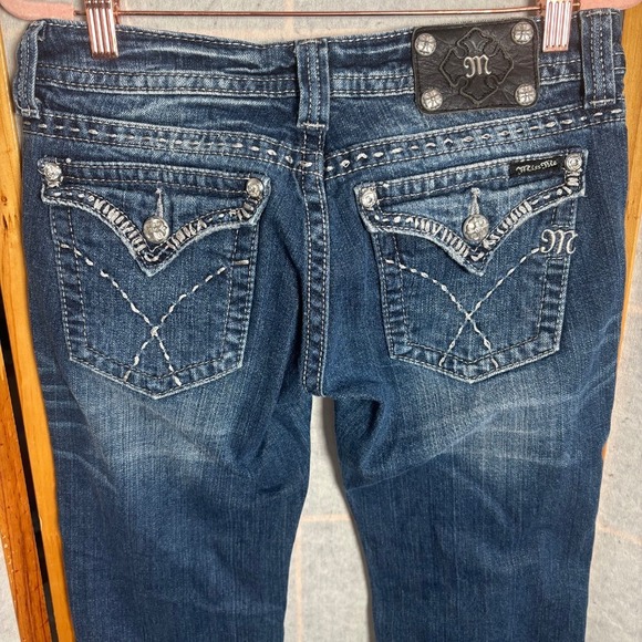 Miss‎ Me Womens 28 Mid Rise Boot Cut Sliver Detail Medium Dark Wash EUC JW5180B7 - Picture 1 of 11